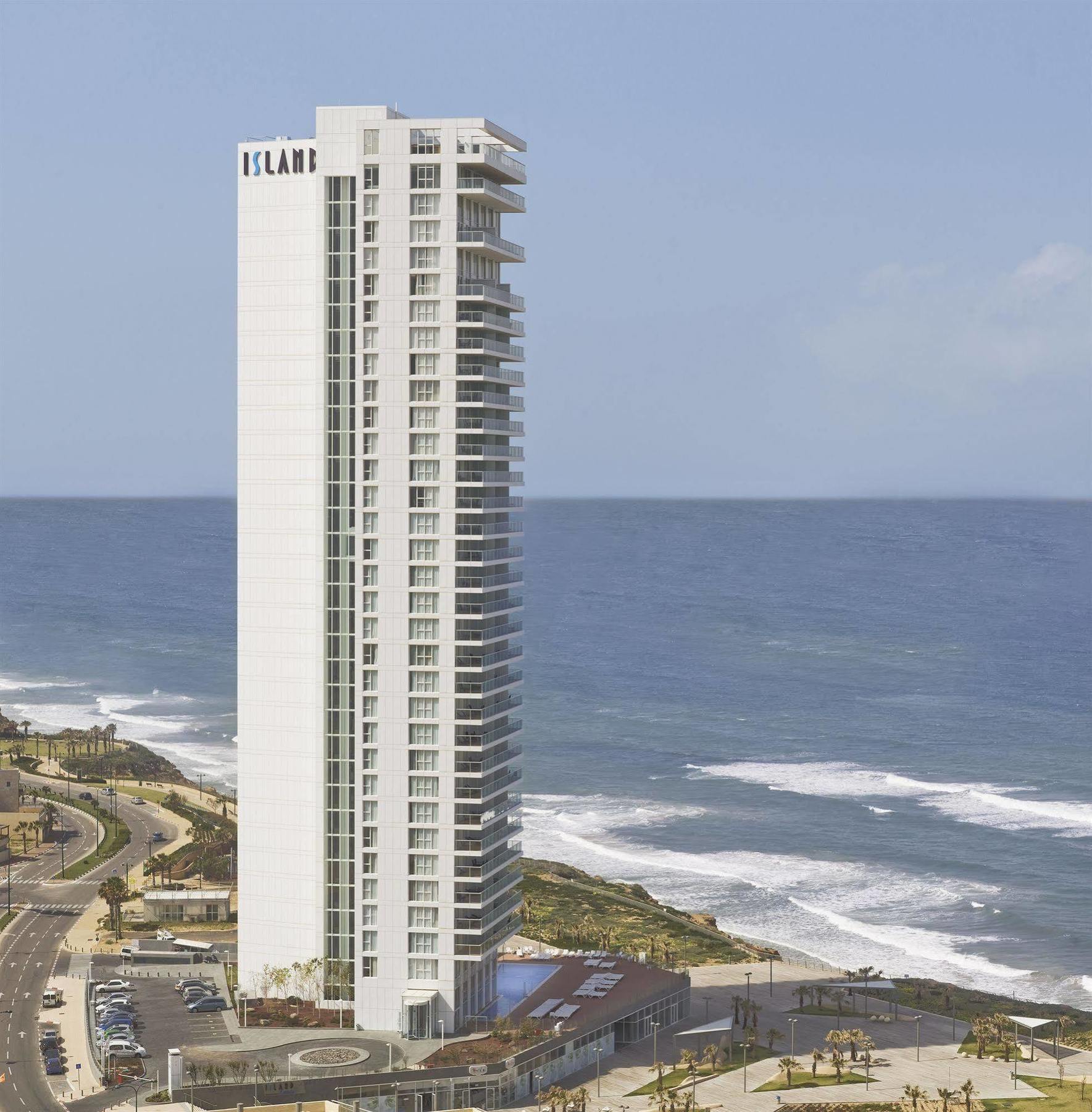 Island Luxurious Suites Hotel And Spa Netanja Exterior foto